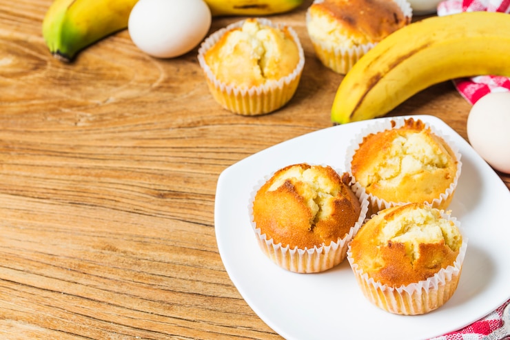 BANANA CUP CAKE